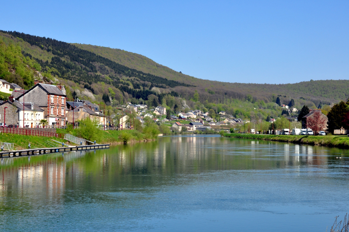 Article Bord de Meuse / Rand van de Maas 1 la meuse au nord de charleville 4